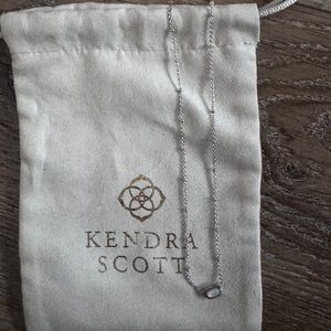 Kendra Scott Mini Elisa Satellite Short Necklace – Rhodium Silver/Ivory MOP